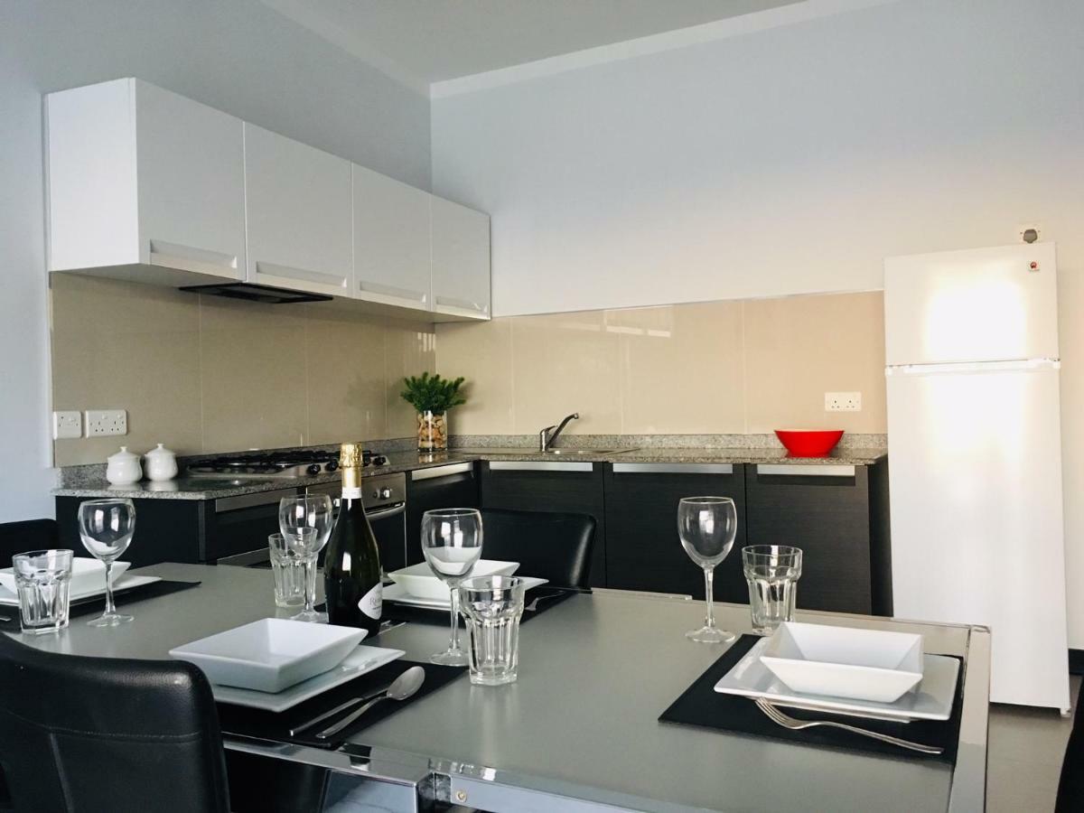 Moby Dick Xlendi Holiday Apartments Ngoại thất bức ảnh